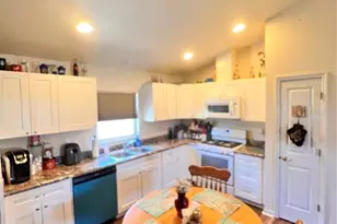 5351 Leisure Ln, New Port Richey, FL 34652 - Photo 4