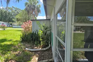 24631 Plumosa Dr, Leesburg, FL 34748 - Photo 6