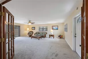 1305 Marion Dr S, Saint Petersburg, FL 33707 - Photo 10