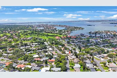 1305 Marion Drive S, Saint Petersburg, FL 33707 - Photo 36