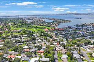 1305 Marion Dr S, Saint Petersburg, FL 33707 - Photo 36