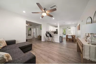 608 Bay Esplanade, Clearwater Beach, FL 33767 - Photo 6