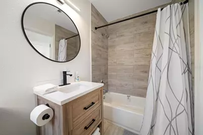 608 Bay Esplanade, Clearwater Beach, FL 33767 - Photo 24