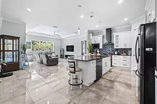 716 Laurel Ave, Venice, FL 34285 - Photo 8