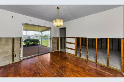 2053 Iowa Avenue NE, Saint Petersburg, FL 33703 - Photo 20