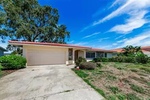 2053 Iowa Ave NE, Saint Petersburg, FL 33703 - Photo 18