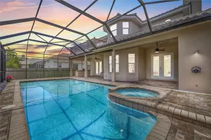1191 Darlington Oak Dr NE, Saint Petersburg, FL 33703 - Photo 2