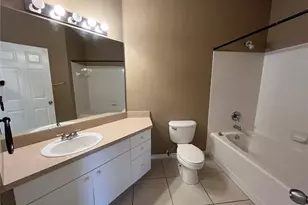 4305 Bayside Village Dr, Tampa, FL 33615 - Photo 16