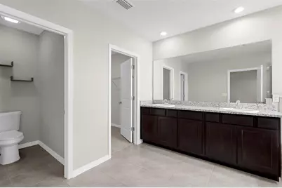 17005 Avon Dive Lane, Wimauma, FL 33598 - Photo 18