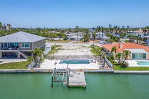 10126 Tarpon Dr, Treasure Island, FL 33706 - Photo 14