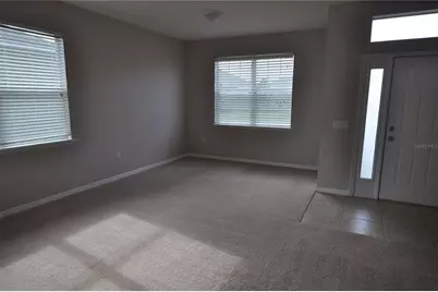 929 Krenson Woods, Lakeland, FL 33813 - Photo 4