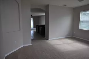 929 Krenson Woods, Lakeland, FL 33813 - Photo 6