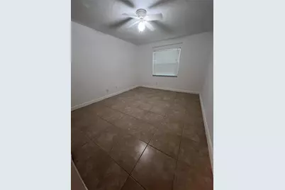 226 Thorn Tree Place #226, Brandon, FL 33510 - Photo 12