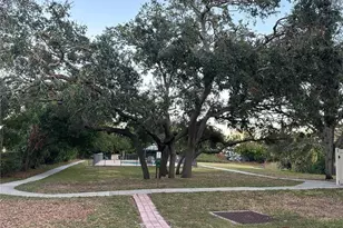 701 S Madison Ave, Clearwater, FL 33756 - Photo 22