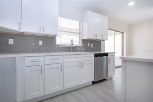 1906 Canterbury Ln, Sun City Center, FL 33573 - Photo 24