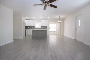 1906 Canterbury Ln, Sun City Center, FL 33573 - Photo 18