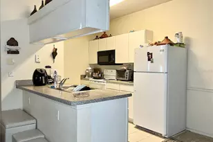 16511 Enclave Village Dr, Tampa, FL 33647 - Photo 4