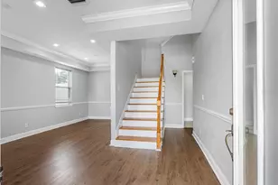 8806 Bayaud Dr, Tampa, FL 33626 - Photo 6