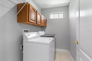 8806 Bayaud Dr, Tampa, FL 33626 - Photo 20