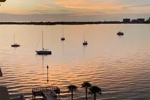 100 Bluff View Dr, Belleair Bluffs, FL 33770 - Photo 6