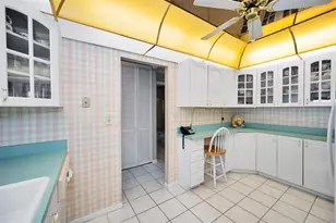 100 Bluff View Dr, Belleair Bluffs, FL 33770 - Photo 30