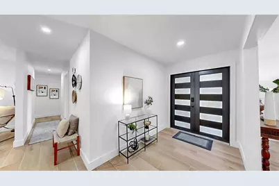 9903 Saddle Road, Tampa, FL 33626 - Photo 4