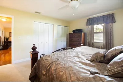 2010 6th Avenue SW, Largo, FL 33770 - Photo 14
