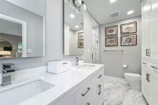 301 23rd Ave NE, Saint Petersburg, FL 33704 - Photo 20