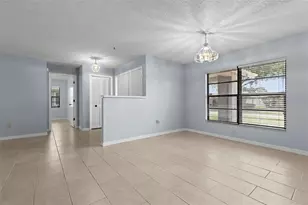 14164 Fennsbury Dr, Tampa, FL 33624 - Photo 8