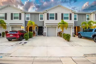 2801 Midnight Pearl Dr, Sarasota, FL 34240 - Photo 1