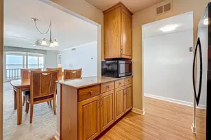 7665 Sun Island Dr, South Pasadena, FL 33707 - Photo 20