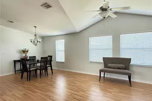 6707 Mt Pleasant Rd NE, Saint Petersburg, FL 33702 - Photo 10