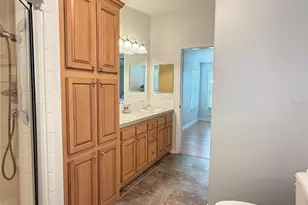 6707 Mt Pleasant Rd NE, Saint Petersburg, FL 33702 - Photo 14