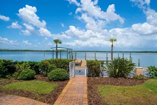 1114 Mandalay Point, Clearwater Beach, FL 33767 - Photo 6