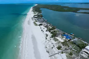 1114 Mandalay Point, Clearwater Beach, FL 33767 - Photo 20