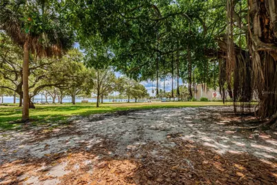 841 4th Avenue N #21, Saint Petersburg, FL 33701 - Photo 80