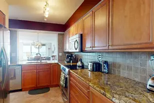 6105 Bahia Del Mar Cir, Saint Petersburg, FL 33715 - Photo 14