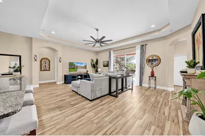 32624 Summerglade Drive, Wesley Chapel, FL 33545 - Photo 4