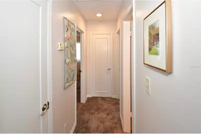 204 Pompano Drive SE #D, Saint Petersburg, FL 33705 - Photo 16