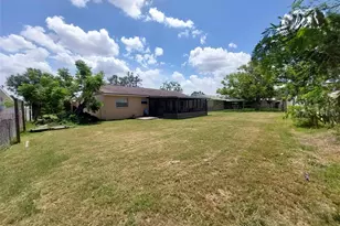 432 Flamingo Dr, Apollo Beach, FL 33572 - Photo 4