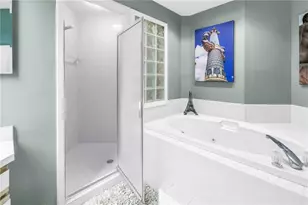 5090 White Pine Cir NE, Saint Petersburg, FL 33702 - Photo 40