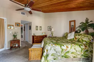 505 Sandy Hook Rd, Treasure Island, FL 33706 - Photo 6