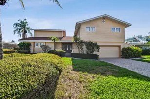 413 Midway Island, Clearwater Beach, FL 33767 - Photo 18