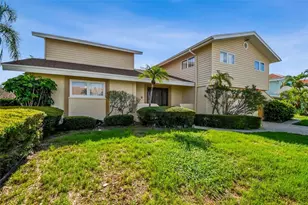 413 Midway Island, Clearwater Beach, FL 33767 - Photo 22