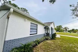 13186 Thrush St, Spring Hill, FL 34609 - Photo 6