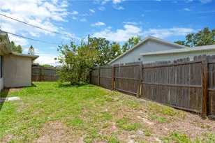 11896 104th Ln, Largo, FL 33773 - Photo 8