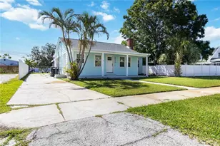 4020 Miramar Way S, Saint Petersburg, FL 33705 - Photo 2