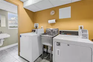 700 Beach Dr NE, Saint Petersburg, FL 33701 - Photo 32