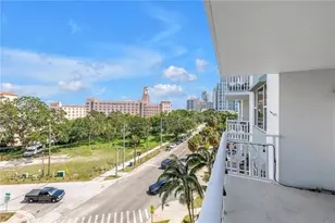 700 Beach Dr NE, Saint Petersburg, FL 33701 - Photo 22