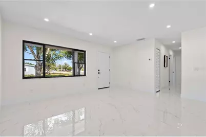 8014 W Comanche Avenue, Tampa, FL 33615 - Photo 12